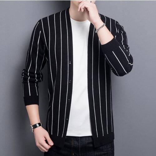 2021 Spring Autumn Men Striped Cardigan Male Outwear Tops Mens Sweaters Knit Loose Casual Fashion Daily All-match Coats E155