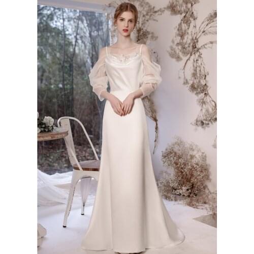 2021 Korea Style Sweetheart Long Sleeve Satin Sheath Backless Simple Plain Wedding Dress Bride Gown Vestidos De Novia