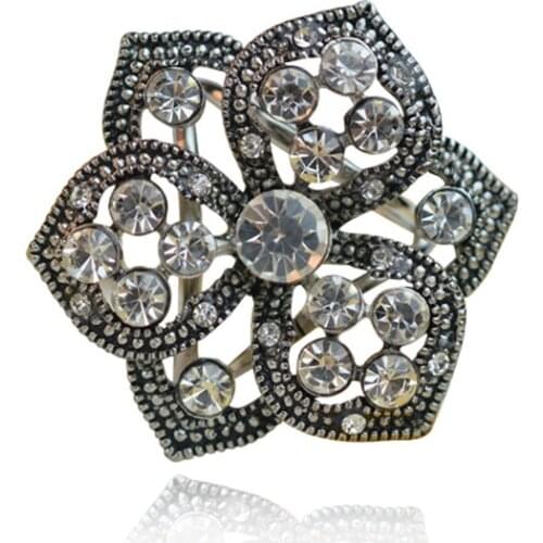 2019 Vintage Crystal Jewelry Flower Brooches Pins Bohemian Hijab Scarf Clip Feminino Broach for Women Wedding Dress S0002