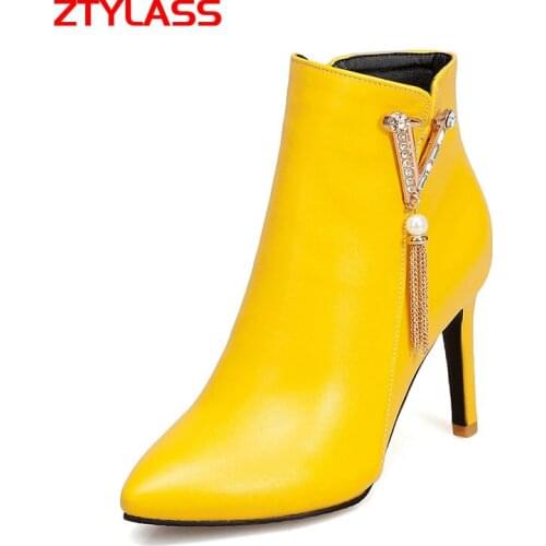 2021Black White Yellow Spring Autumn Women Chain Ankle Boots Sexy Thin High Heel Booties Pointed Toe Zipper Woman Boots Shoes