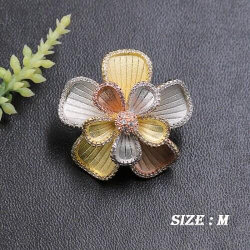 Vanifin Fashion JewelryBlooming Elegant Flower Brooch Pin for Girls Woman Banquet Daily Micro Paved Zircon Popular Gifts