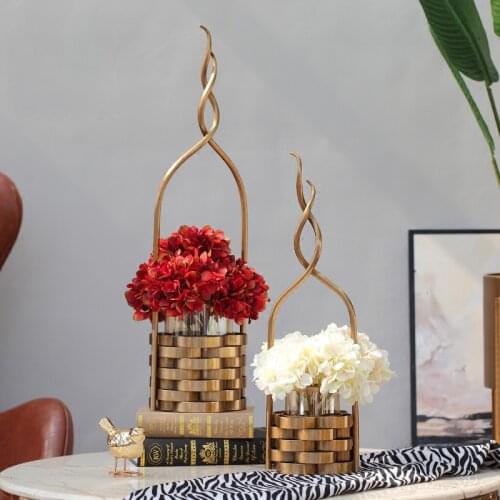 Luxury Art Concept Home Decor Ornaments Basket Flower Metal Vase Plating Crafts Manship Romantic Candle Cup Dining Table Props