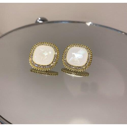 2021 New Arrival Shining Rhinestone Shell Square Big Stud Earrings for Women Korean Fashion New Design Elegant Jewelry
