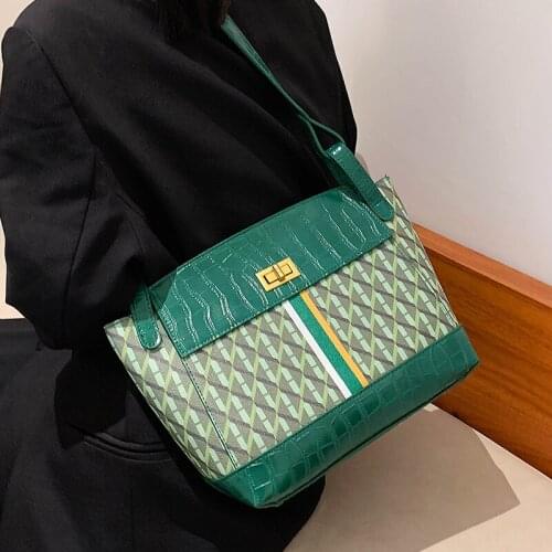 Crocodile pattern Large Armpit bag 2021 Fashion New PU Leather Womens Designer Handbag High capacity Shoulder Messenger Bag
