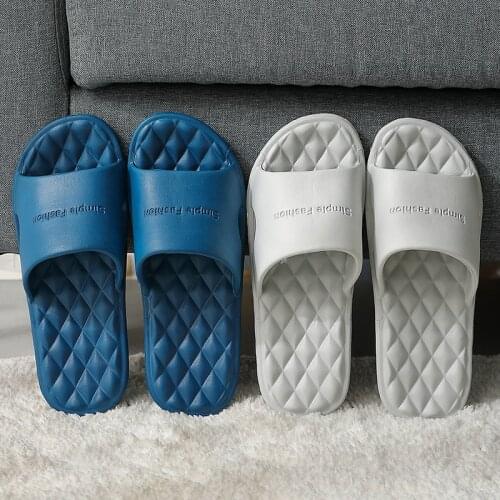 Summer Women Slippers Sofa Bottom Indoor Home Shower Couples Bathroom Slippers Non-slip Soft Letter Slides Flip Flops