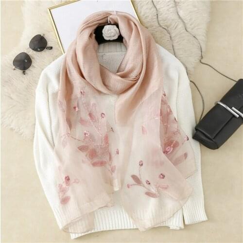 Romatic Woman Elegent Silk Wool Scarf Embroidered Spangle Leaves Shawls And Wraps Lady Travel Pashmina High Quality Soft Scarves
