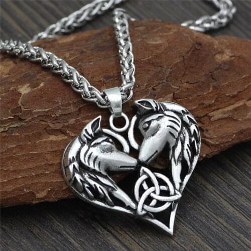 Retro Double Wolf Head Animal Pendant Heart-shaped Viking Style Leather Necklace Men Charm Choker Stainless Steel Jewelry Chain
