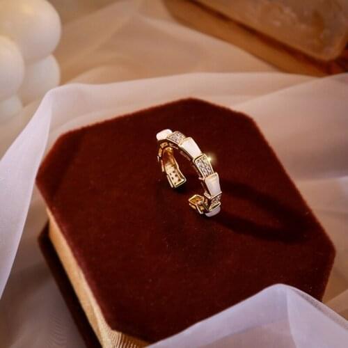 Retro personality ring female index finger ring temperament red diamonds cold wind fashion all-match jewelry