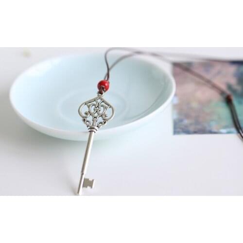 Unisex Fashion Popular Key Pattern and Red Bead Hand Woven Ceramic Necklace Jewelry Rope Chain for Lover Special Accessories