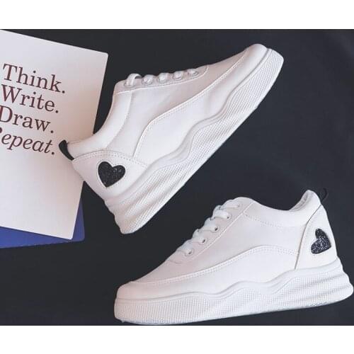 Fashion PU Leather Women Heart Sneakers White Shoes Lace Up Tenis Feminino Zapatos De Mujer Platform Women Casual Shoes NVX278