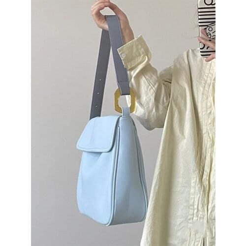 Large capacity tote bag womens bag 2021 new niche design simple messenger bag fashion student bag shoulder bag