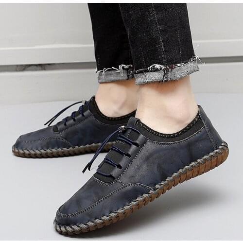 New Casual Moccasins Slip on Formal Sneakers Men Fashion Genuine Leather Breathable Comfy Slip-on Driving Flats Sneakers Shoes