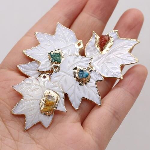 Natural Shell Pendant Leaf Shape White Mother Shell Pendant Plating Gold Charms for Making DIY Necklace Accessories 30x30mm