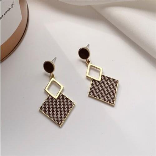 Fashion and contracted irregular earrings sweet geometric stud earrings fashion women earrings jewelry accessories