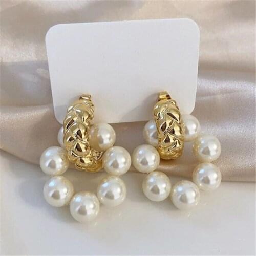 Exaggerated Metal Big Pearl Earrings Korean Style Female Temperament Stud Earrings Elegant Women Party Jewelry