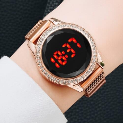 Mode 2020 Magnetische Frauen Uhren Rose Diamant touch screen Mesh-Armband Dameeiblich Uhr