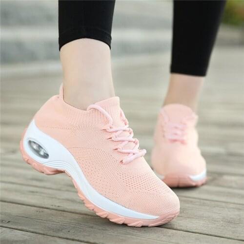 Fashion Spring Plattorm Slip-on Casual Shoes Women Lightweight Cushioning Flying Weave Sneakers Ladies Non-slip Jogging Shoes