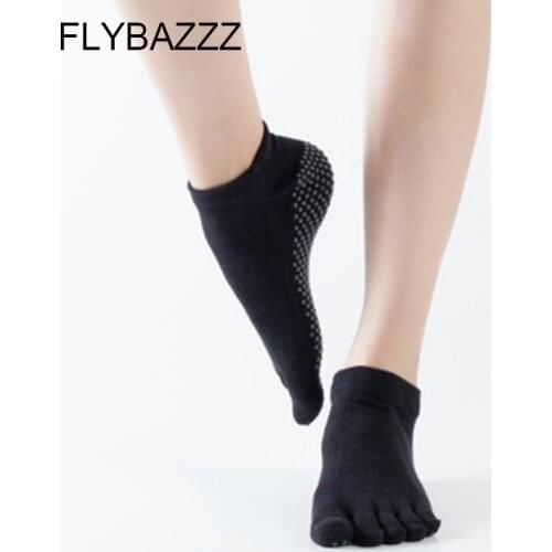 Women Professional Non-slip Durable Yoga Socks Five Finger Toes Cotton Sport Socks for Yoga Pilate Gym Fitness Exercises 6Colors