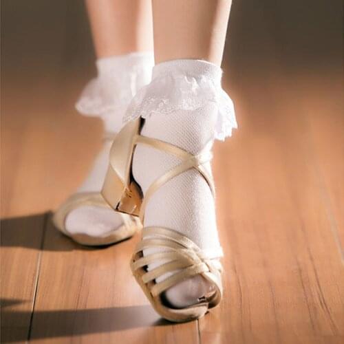 1 pair Girls Lace Socks Cotton Spring Autumn Summer Mesh Princess Short Latin Dance Socks for Kids and Girl Socks A038