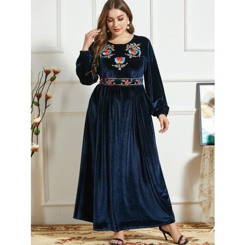 Plus Size Muslim Dress Women Elegant Embroidery Big Swing Black Long Dresses 2020 Spring A-line Dubai Arabian Kimono Clothes New