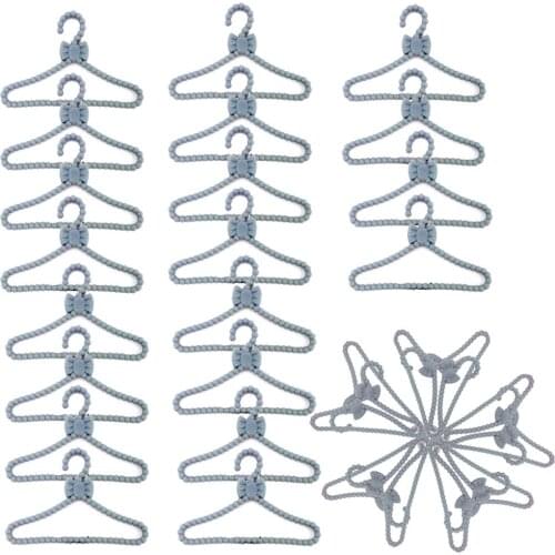 Wholesale 100 Pcs Lot Mini Gray Hangers Cute Dress Shirt Coat Pants Clothes Holder Dollhouse Plastic Accessories For Barbie Doll