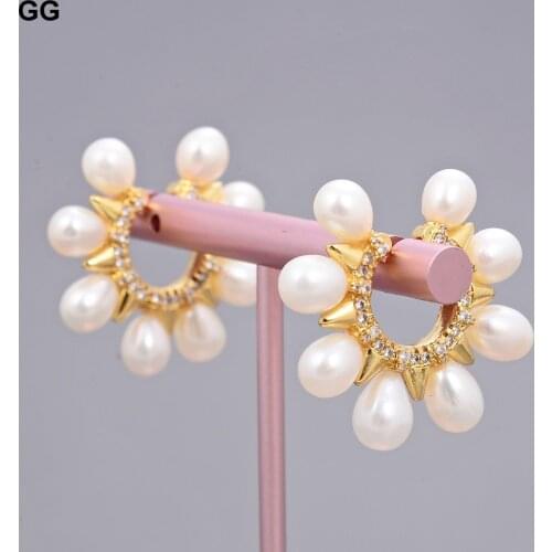 GuaiGuai Jewelry Freshwater White Rice Pearl Punk Ear Cuff Earrings No Pierced Earring