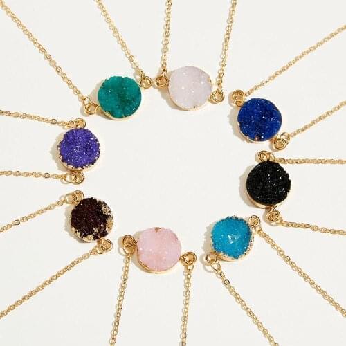 8 Color Round Pendant Necklaces For Women Elegant Circle Resin Fashion Vintage Pink Blue Girl Lover Jewelry Accessories Gift