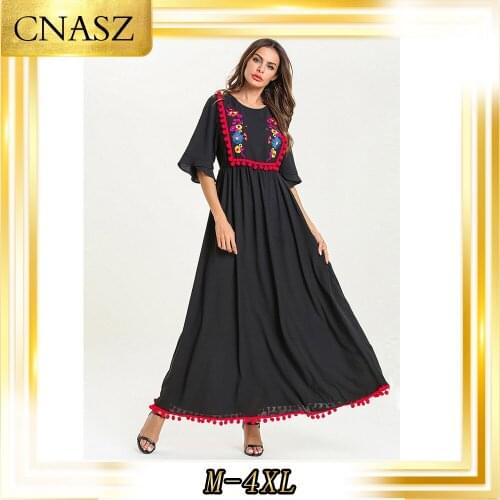 Muslim Dress Women Large Size Casual New Features Embroidered Red Ball Decoration Waist Fashion Dress