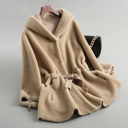 Women 2021 Autumn Winter New Natural Wool Coat with Hat Female Real Sheep Shearling Fur Jacket Warm Fleece Overcoat Outwear B706