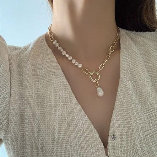 Irregular Natural Freshwater Pearl Elegant Pendant Necklaces for Women Chunky Chain Circles Baroque Pearl Necklaces