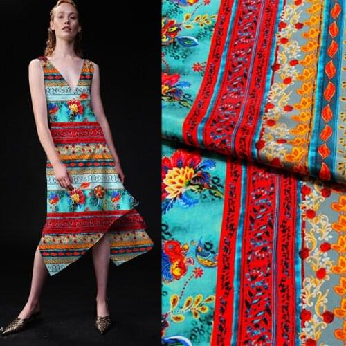 CF713 The Latest Version Stripe Flowers Printed Summer Fabrics 100% Mulberry Silk Fabric For Womens Wear Dress Shirts