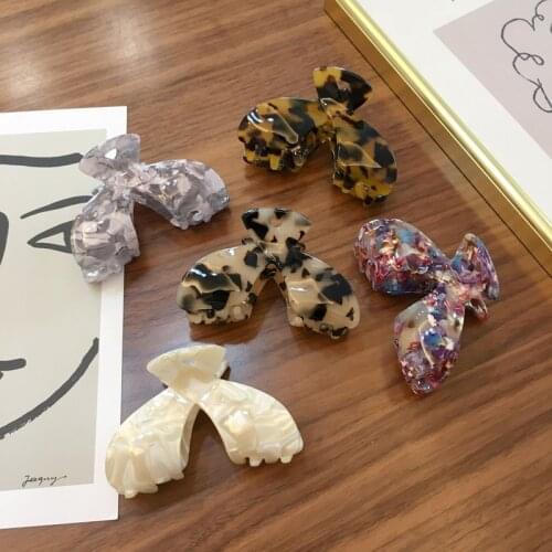 New Acetate Women Hair Claws Crab Clamps Charm Leopard Print Lady Hair Clips Retro Geometric Hairdress Hair Styling Tool