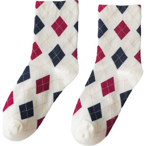 High Quality New Cotton Fashion YZ-S-ZZ-0013 Vintage jacquard socks Leisure Socks with Beautiful pattern for 2021