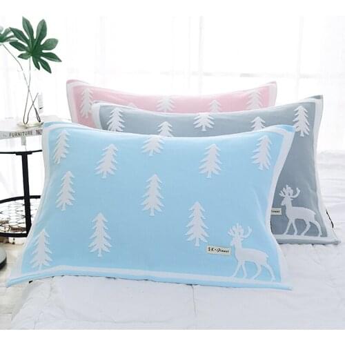 Comfort Machine Washable Pillow Towel Mesh Cotton Double-layer Jacquard Christmas Deer Pillow Towel Breathable Moisture