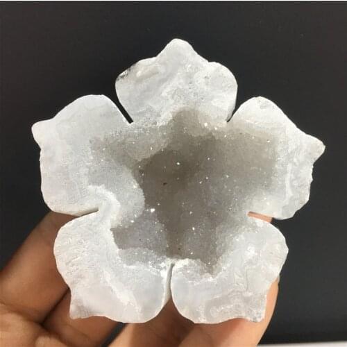 Natural White CrystalS Cluster Hole Petal Stone Point Healing Energy Flowers Home Decoration