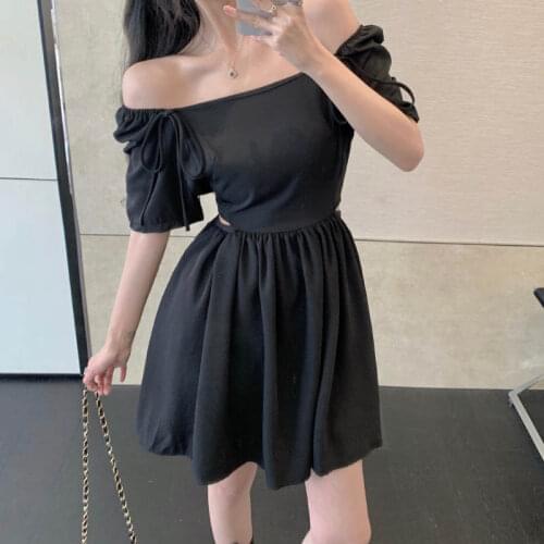 Zoki Vintage Europe Women Mini Dress Sexy Off Shoulder High Waist Black Puff Sleeve A Line Hollow Out Summer Party Vestidos 2021