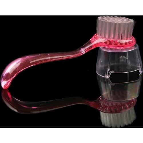 5Pcs Plastic Nail Brush Make Up Washing Nail Art Dust Round Head Powder Clean Brush Cap Pedicure Manicure Tools Random Color