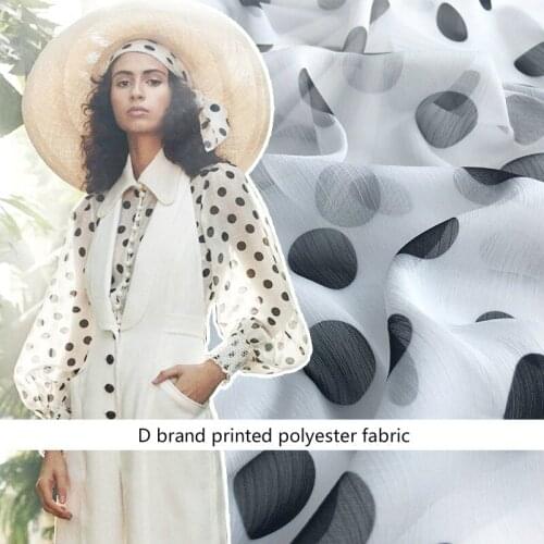 Polka dot printed polyester smooth fabric cloth 145cm width sewing summer fashion ladies shirt pajamas fabric for dress material