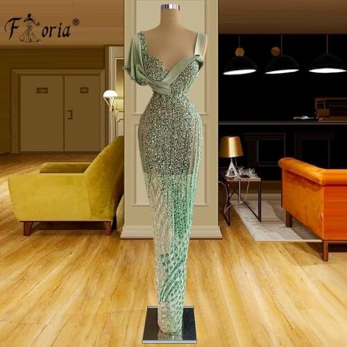 Heavy Handmade Green Evening Gowns 2021 Sexy Illusion Beading Sequins Formal Prom Dress Floor Length Dubai Celebrity Vestidos