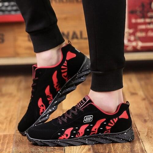 Men Running Shoes Fashion Mix Color Outdoor Sport Sneakers Lace Up Athletic Trainers Tennis Shoes Men Shoes Sneakers