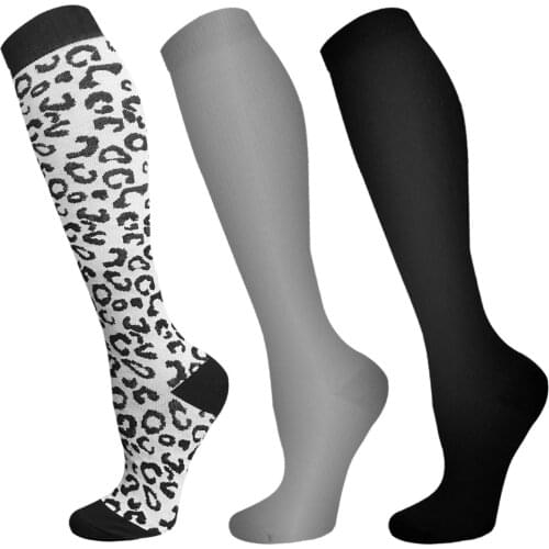 Compression Stocking Women Men Running Sport Socks Knee High Varicose Veins Blood Circulation Pressure Edema Compression Socks
