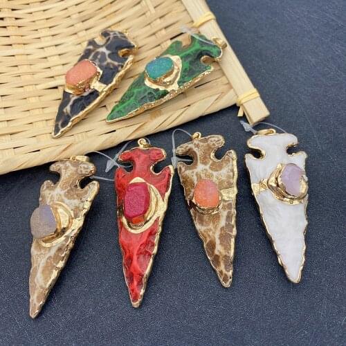 1 Piece of Natural Stone Pendant Made of Resin Electroplating Process Tapered Inlaid Crystal Edging DIY Ladies Necklace Pendant