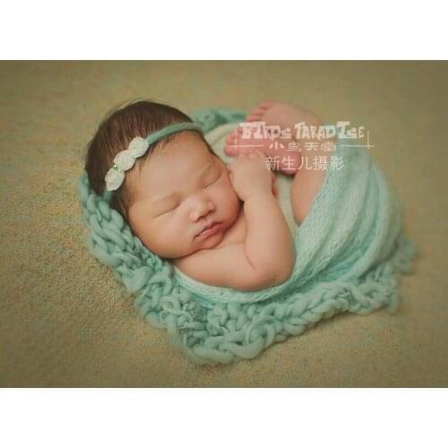 Hot! Newborn Baby Girls Boys Blanket 55*55CM Crochet Knit Wool Rug Felt Blanket Background Photo Photography Props