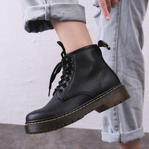 Autumn And Winter New Martin Boots Leather Short Boots Fashion Leisure And Comfortable WomenS Boots
