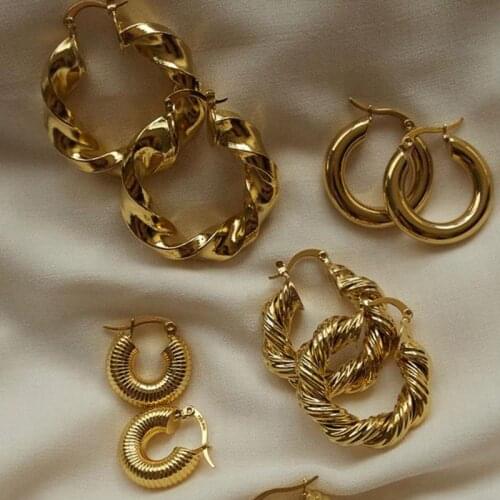2021 New Vintage Twisted Smooth Uneven Texture Croissant Hoop Earrings Stainless Steel 18k Gold Plated For Female Daily Wearing