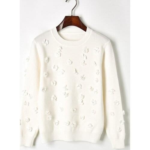 Brief Solid Color Flower Beading Luxury Designer Sweet Women Sweater 2018 Winter Long Sleeve Knitted Pullover Cute Jumper