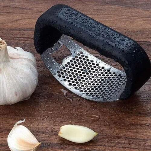 Multi-function Manual Garlic Presser Curved Garlic Grinding Slicer Chopper Stainless Steel Garlic Presses Cooking Gadgets Tool