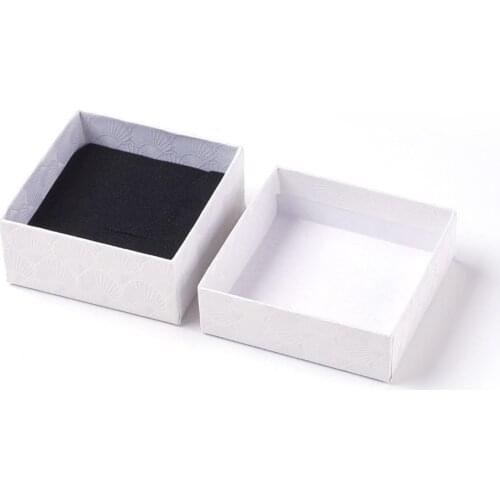 50pcs 7.5x7.5x3.5cm Cardboard Gifts Present Storage Display Boxes Square For Jewelry Bracelets Earrings Necklace Packing Box