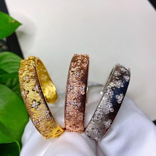 Fashion Luxury 3A Cubic Zirconia Flower Bridal Open Bracelet Copper Jewelry European Design Bracelet Ladies Party Bracelet