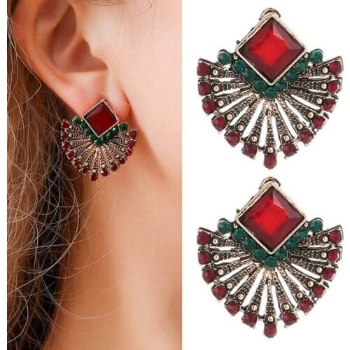 Fashionable Scalloped Red Crystal Stud Earrings European And American Bohemia Style Personality Earrings For Women